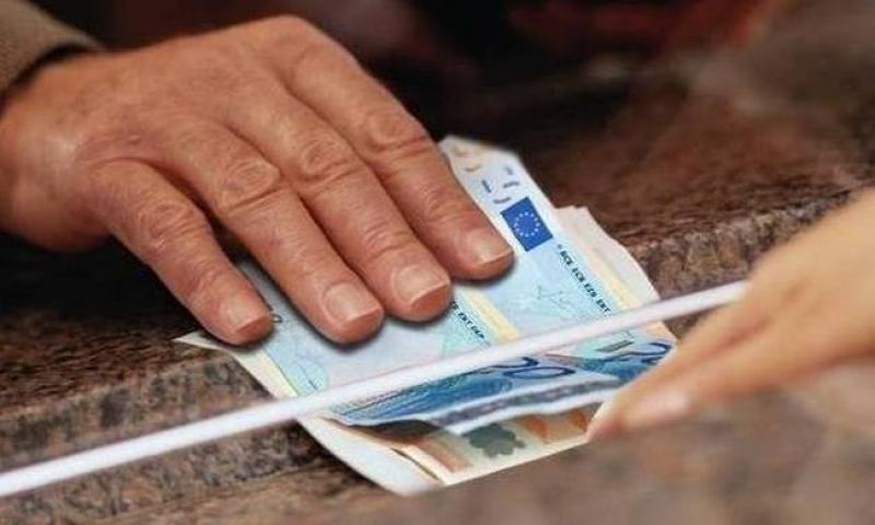 Σύνταξη από 56,5 έως 62 ετών με 4.500-12.000 ένσημα ΙΚΑ