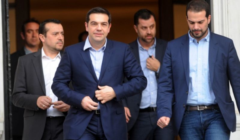 Οι εταίροι "πετούν το μπαλάκι" στην Ελλάδα για τα προαπαιτούμενα