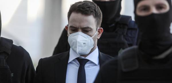Μπάμπης Αναγνωστόπουλος: «Μετάνιωσε» λέει ο δικηγόρος του
