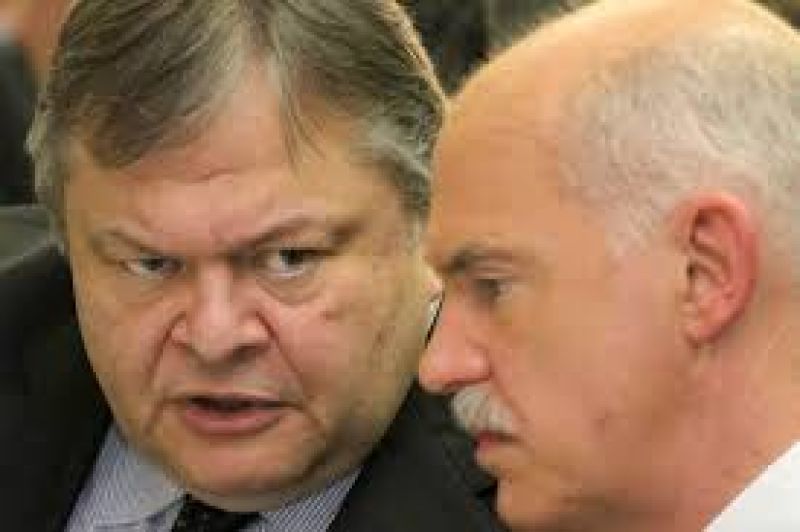 ΠΑΣΟΚ: Γενέθλια με μπαλωθιές «εκσυγχρονιστών» κατά Γιώργου