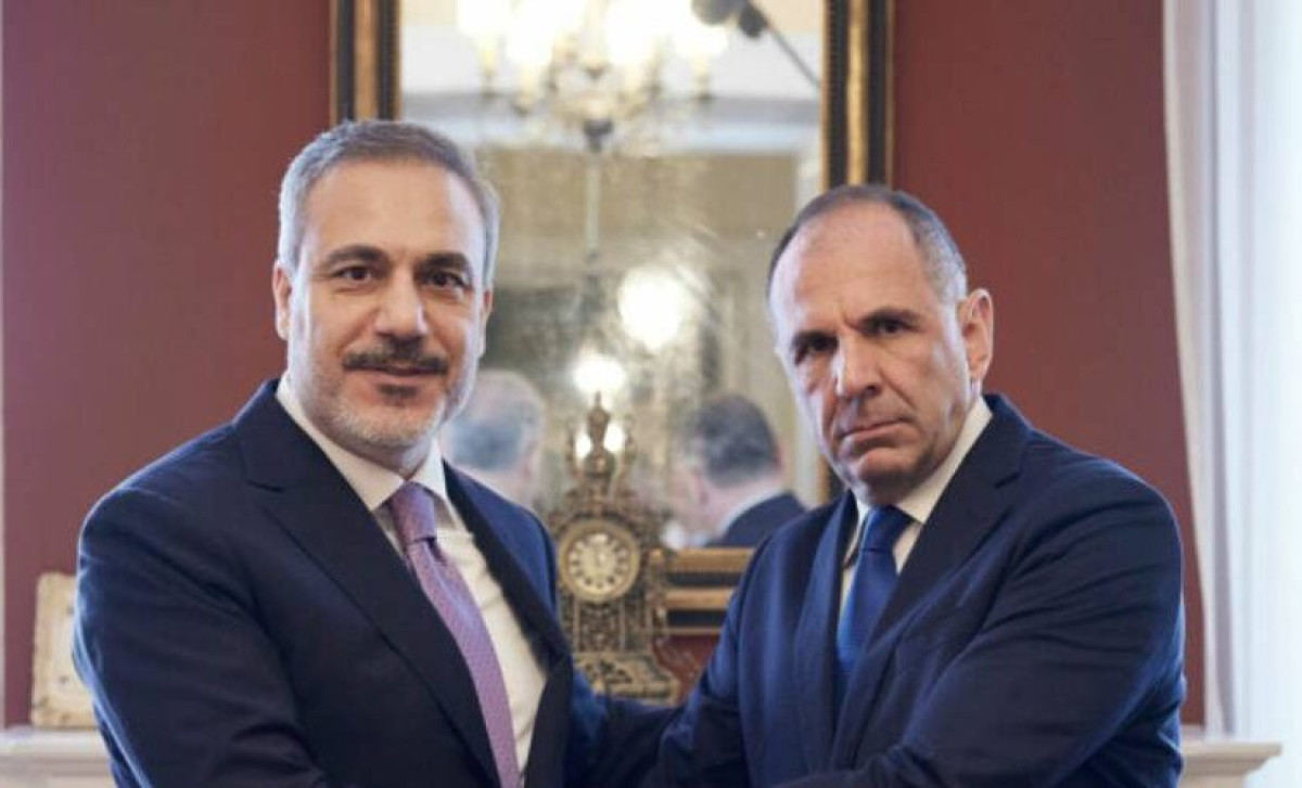 Τηλεφωνική επικοινωνία Γεραπετρίτη - Φιντάν για τη Μέση Ανατολή