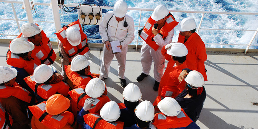 Nέα καύσιμα: Εκατοντάδες χιλιάδες ναυτικοί θα χρειαστούν εκπαίδευση
