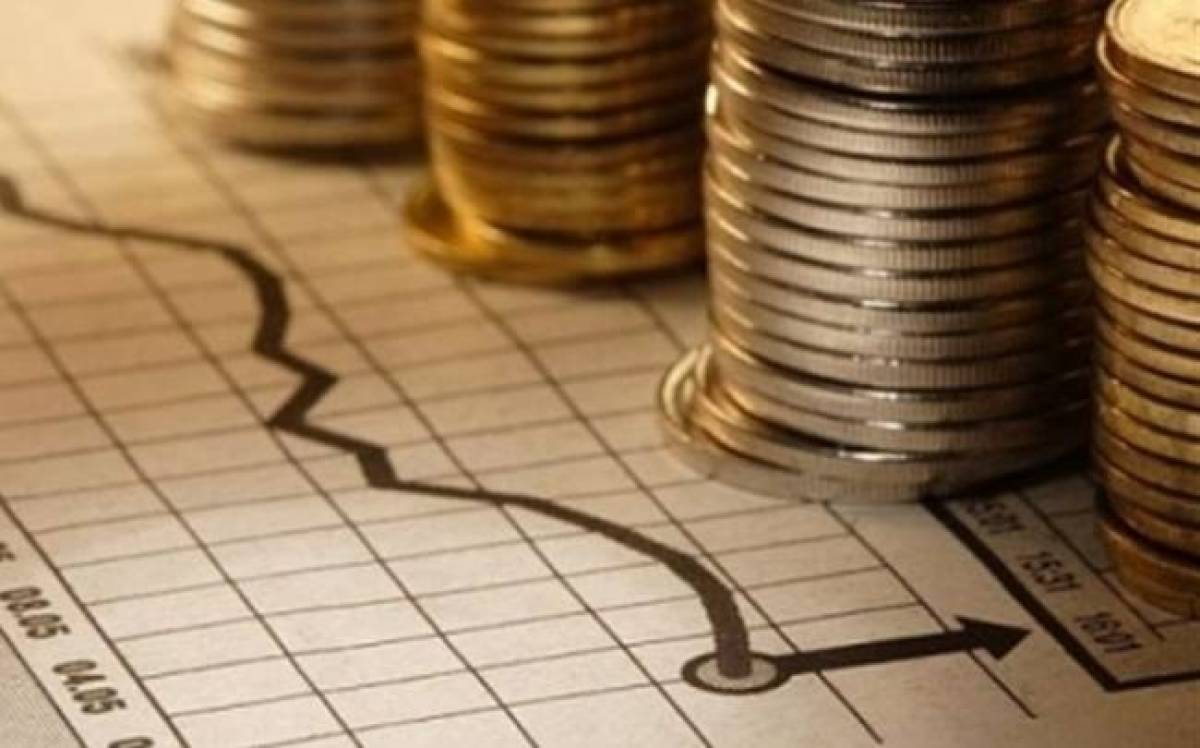 ΤτΕ: Έλλειμμα €1,3 δισ. στο ισοζύγιο τρεχουσών συναλλαγών στο εννεάμηνο
