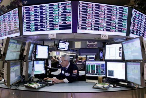 Bloomberg για 30ετές ομόλογο: Eπιστροφή της Ελλάδας στο 2008