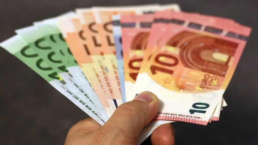 Γερμανία: Αύξηση του κατώτατου μισθού στη Γερμανία, στα 13,90 ευρώ/ώρα από το 2026