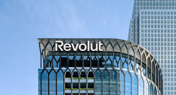 Revolut: Αποκαταστάθηκε η λειτουργία - Ασφαλή τα χρήματα και τα δεδομένα των πελατών