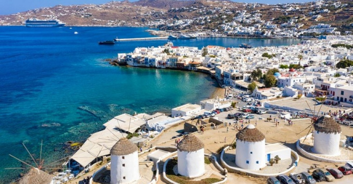 Διακοπές Πάσχα: Στα ύψη ακτοπλοϊκά εισιτήρια, διόδια και καύσιμα (παραδείγματα)