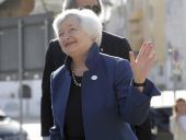 Αμετάβλητα διατήρησε τα επιτόκια η Fed