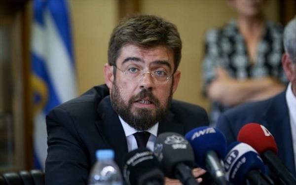 Ο Καλογήρου αλλάζει τον νέο ποινικό κώδικα μετά τις επικρίσεις