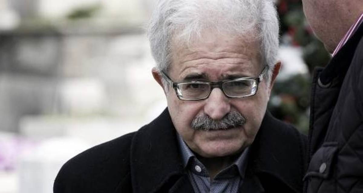 Μίμης Ανδρουλάκης: Νύχτα με πέντε φεγγάρια