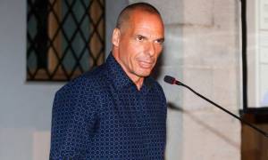 Ο Βαρουφάκης μαλώνει τον Σαλβίνι