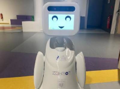 ΖΩΗΒΟΤ: Το ρομπότ που επισκέπτεται τα Δημοτικά Σχολεία της Β.Ελλάδας