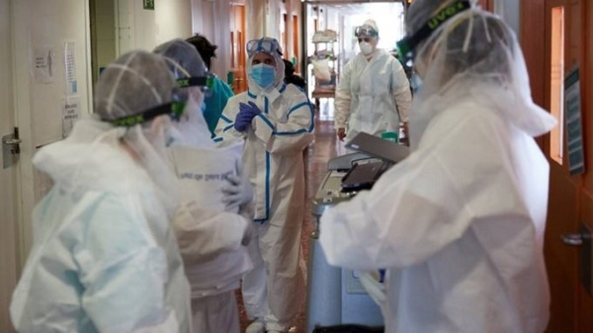 Κορονοϊός: 683.000 νεκροί παγκοσμίως-Στα 18 εκατ. τα κρούσματα