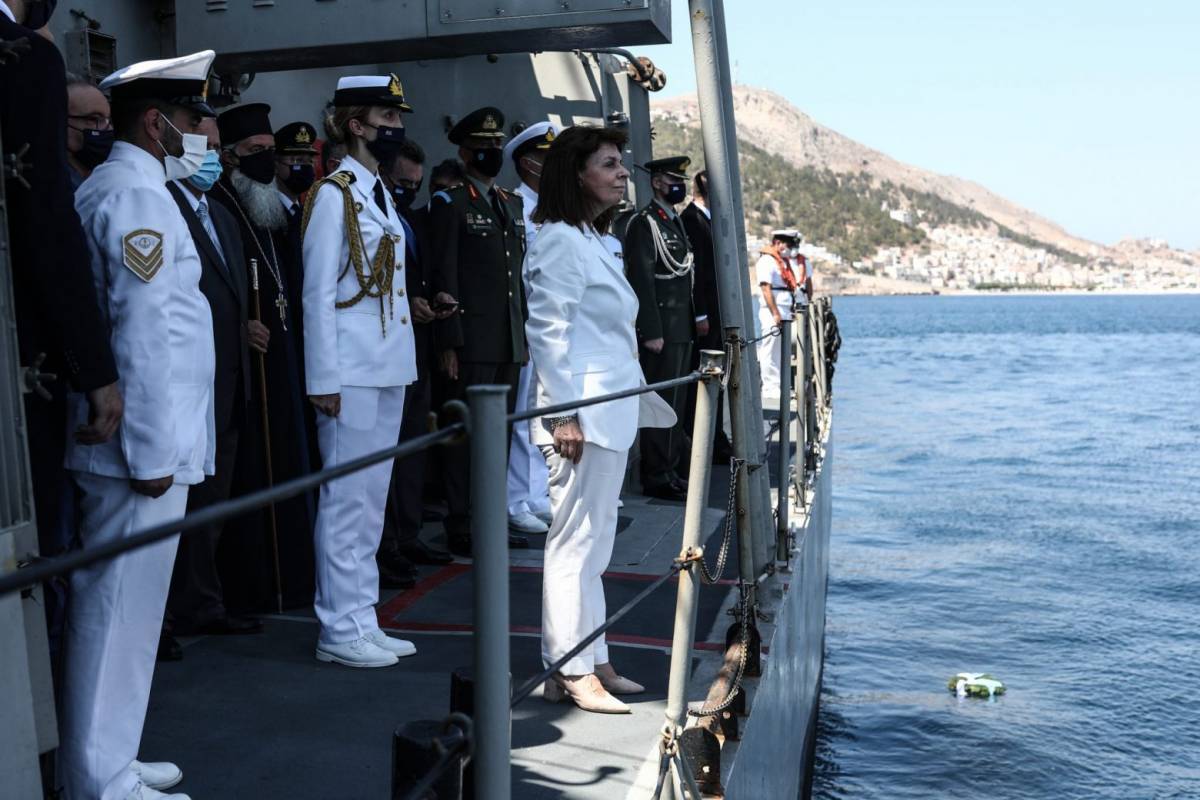 Σακελλαροπούλου: Στην Κάλυμνο για την επέτειο της Ναυμαχίας του Γέροντα