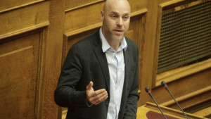 Αμυράς: Εντατικοί έλεγχοι για φαινόμενα αισχροκέρδειας στα καυσόξυλα