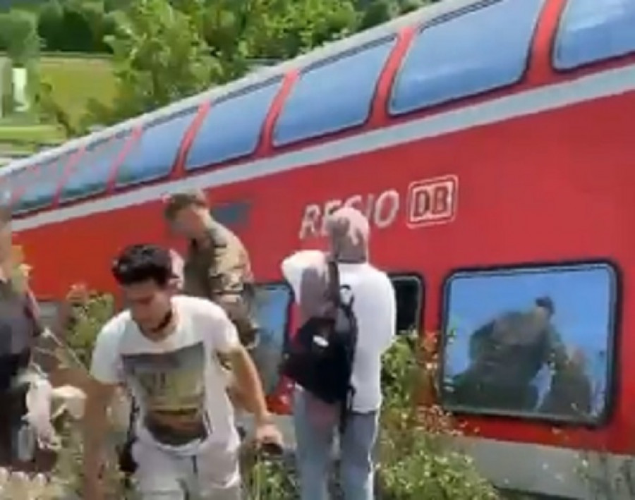 Γερμανία: Τρεις νεκροί και αρκετοί τραυματίες σε εκτροχιασμό τρένου