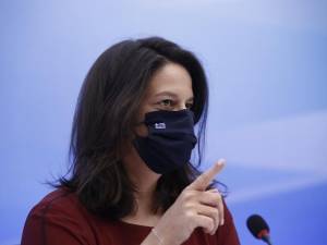 Κεραμέως: Δε νοείται παρουσία στο σχολείο χωρίς μάσκα