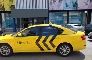 Uber: Αύξηση 43% στις διαδρομές τουριστών στην Ελλάδα μεταξύ Απριλίου-Ιουλίου