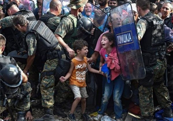 Ειδομένη: Ένας νεκρός από συμπλοκές μεταξύ προσφύγων
