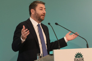 Ανδρουλάκης: Οι προτάσεις του ΠΑΣΟΚ για τις μικρομεσαίες επιχειρήσεις