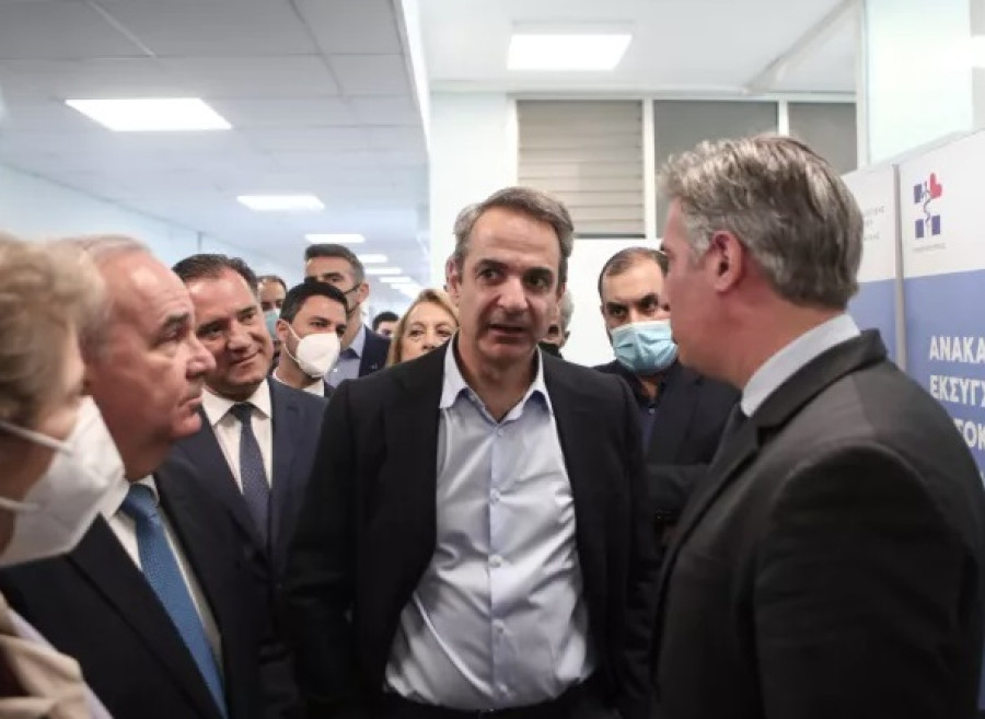 Στο «Μεταξά» ο Μητσοτάκης: Βήμα-βήμα χτίζουμε το νέο ΕΣΥ