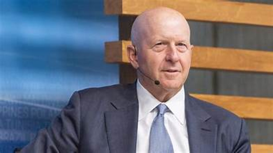 Σόλομον (Goldman Sachs): Προειδοποιεί για «διόρθωση» στις αγορές λόγω υπερβολικού ενθουσιασμού με την ΑΙ