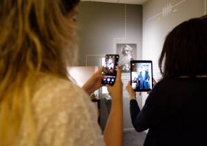COSMOTE: Πιλοτική εφαρμογή υπηρεσιών Augmented Reality στο Μουσείο Τηλεπικοινωνιών ΟΤΕ