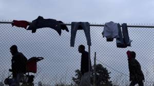 Παρατείνονται έως 31 Αυγούστου τα μέτρα περιορισμού στις δομές φιλοξενίας