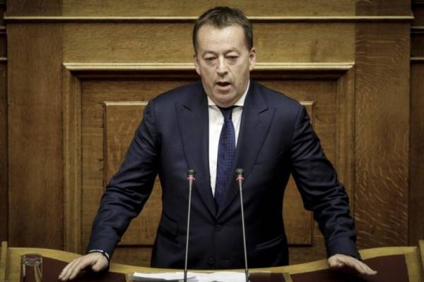 Κόκκαλης: Στηρίζω την κυβέρνηση-Ο καθένας κρίνεται για την πορεία του
