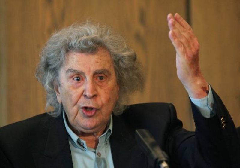 Δημοψήφισμα 2015-Θεοδωράκης: «Όχι» σε όλες τις επαχθείς συμφωνίες των Θεσμών