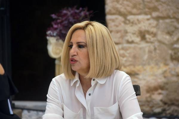 Γεννηματά:Η αγορά στενάζει και η κυβέρνηση ασχολείται με τους λίγους