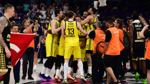 EuroLeague: Πρωταθλήτρια Ευρώπης η Φενέρ με 81-70 έναντι της Μονακό