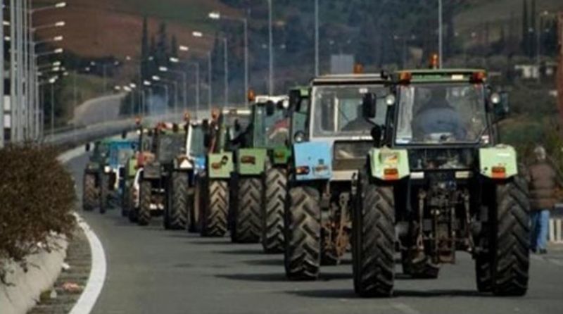 Ενίσχυση των αγροτικών μπλόκων λόγω της άκαρπης συνάντησης με Κατρούγκαλο