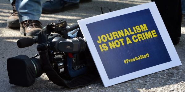 Περισσότεροι από 300 δημοσιογράφοι στη φυλακή
