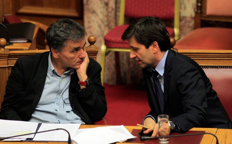 Τέσσερα μέτρα την ημέρα, την αξιολόγηση... κάνουν πέρα!