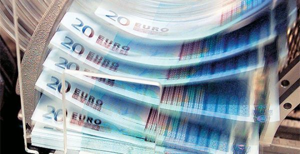 Μισθοί 400 ευρώ χωρίς εργοδοτικές εισφορές προτείνει το ΔΝΤ
