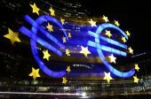 «Στις 26 Νοεμβρίου η απόφαση για εκταμίευση της δόσης προς την Ελλάδα» σύμφωνα με το Bloomberg