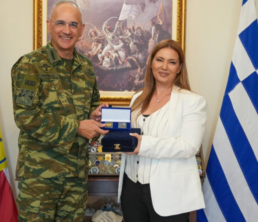 Συνάντηση Ισραηλινής πρέσβη με αρχηγό ΓΕΕΘΑ: Ισραήλ και Ελλάδα μαζί, ενωμένοι