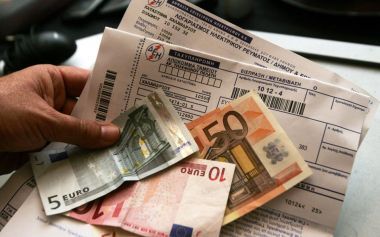 Γιατί «φουσκώνουν» τόσο πολύ οι λογαριασμοί της ΔΕΗ;