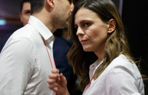 Ψηφοφορία για το δημοψήφισμα ζητά η Αχτσιόγλου