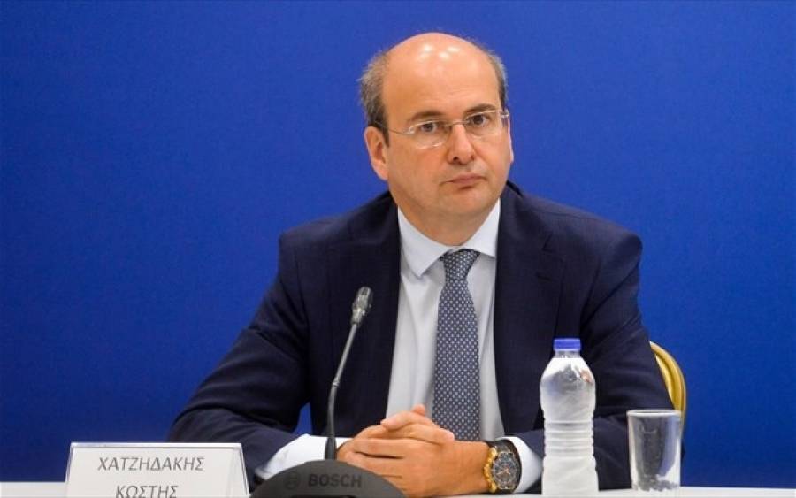 Χατζηδάκης: Προτεραιότητα της κυβέρνησης η «μάχη» κατά της πλαστικής ρύπανσης