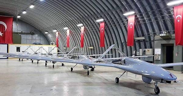 Τουρκικά drones θα συνοδεύουν τα γεωτρύπανα στην Ανατολική Μεσόγειο