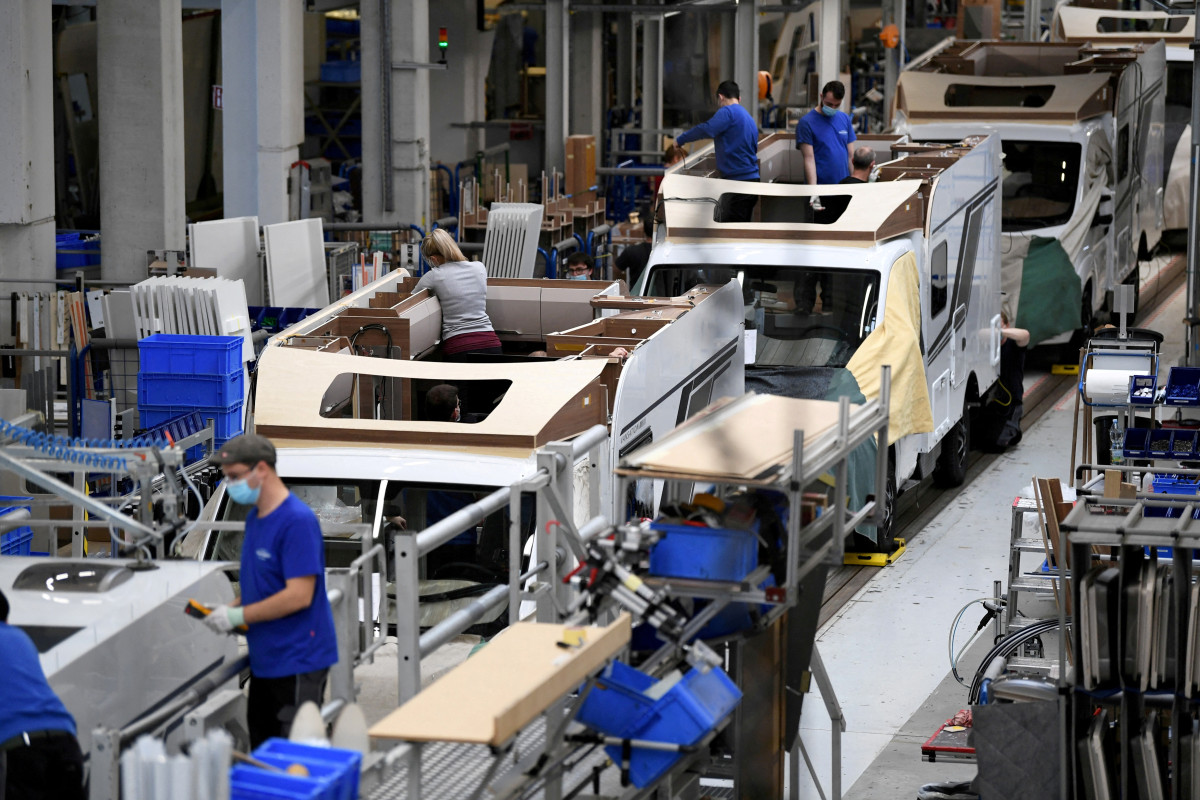 Κατηφόρισε 2,2% ετησίως η βιομηχανική παραγωγή της ευρωζώνης