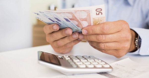 ΦΠΑ και ΕΝΦΙΑ πυλώνες των εσόδων