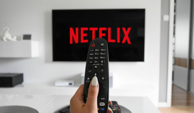 Netflix: Μειώνει τις τιμές έως και 50% σε 100 χώρες