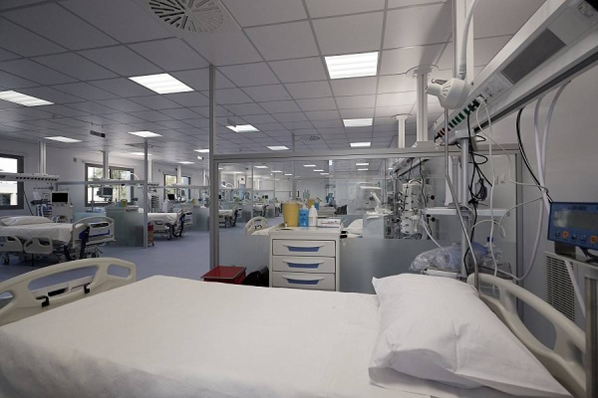 Σε κατάσταση συναγερμού το ΕΣΥ-Διπλάσιες οι εισαγωγές από τα εξιτήρια