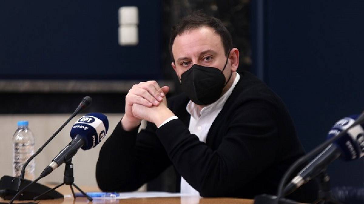 Μαγιορκίνης: Αυξήθηκαν οι θάνατοι- Παραμένει υψηλή η πίεση στο ΕΣΥ