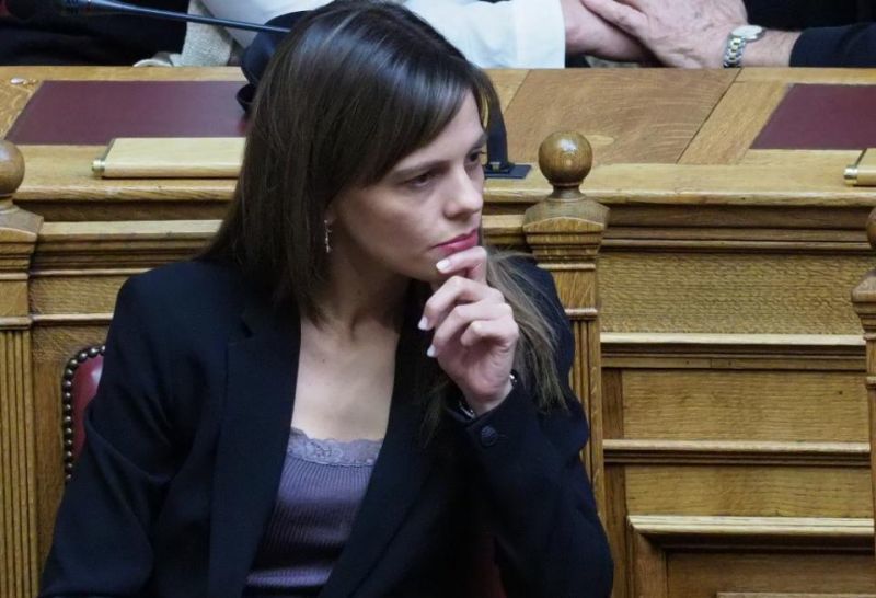 Αχτσιόγλου: Στοχευμένα προγράμματα για την αντιμετώπιση της ανεργίας