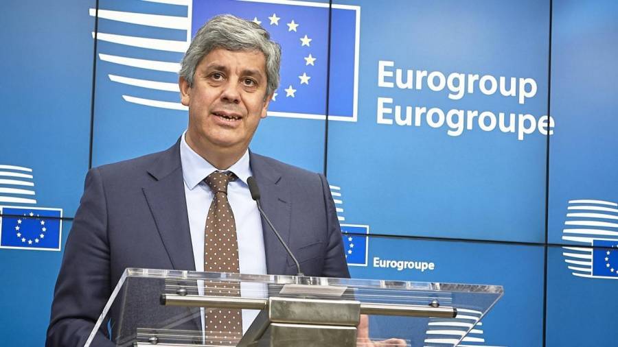 Σεντένο: Αναβάλλεται για Δεκέμβριο η συζήτηση για τα πρωτογενή πλεονάσματα