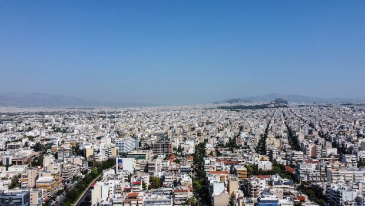 Σε αναζήτηση ισορροπίας η κυβέρνηση για τα Airbnb